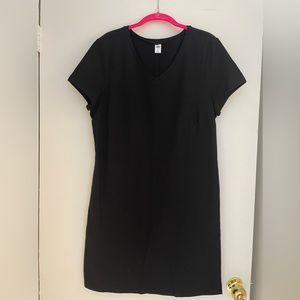 Woman’s: Short Sleeve V-Neck Black Maxi Dress Size: XL